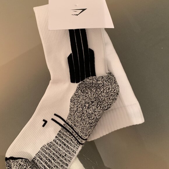 BNWT GYMSHARK POWERLIFTING KNEE LENGTH LIMITED EDITION LUXURY SOCKS SZ S WHITE - Picture 2 of 6